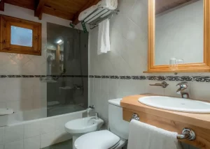Aparthotel Naum baño