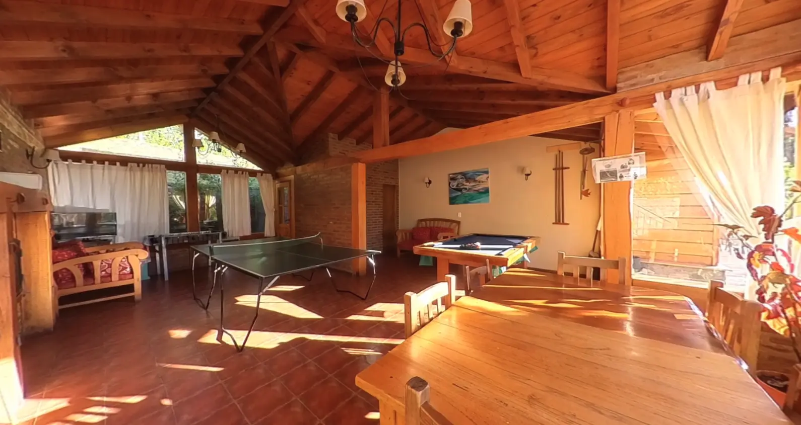 Aparthotel Las Cumbres mesa de comedor