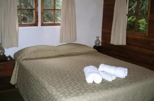 Cabañas Luz de Luna dormitorio cama doble