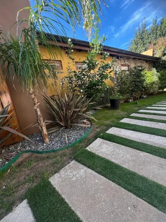 Cabañas Mechi camino del patio