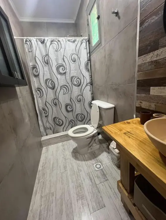 Cabañas Mechi inodoro del baño