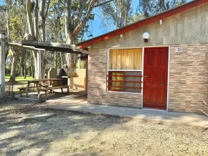 Camping El Griego bungalow con parrilla