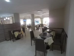 Hotel Catedral comedor del hotel