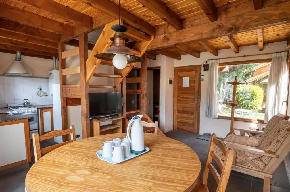 Cabañas Tres Deseos cocina comedor