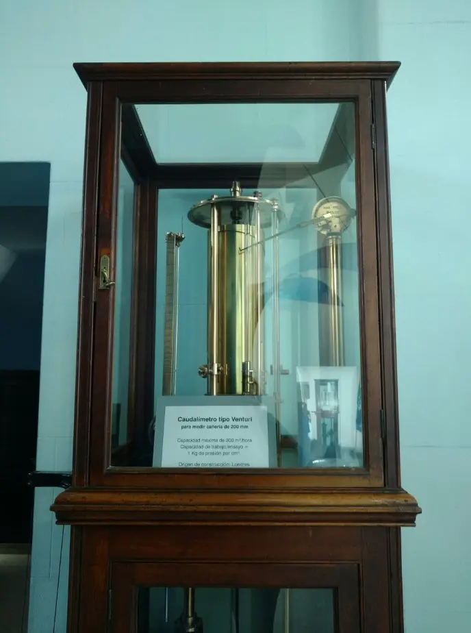 Torre Tanque cudalimetro