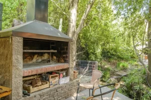 Aparthotel Del Arroyo asador