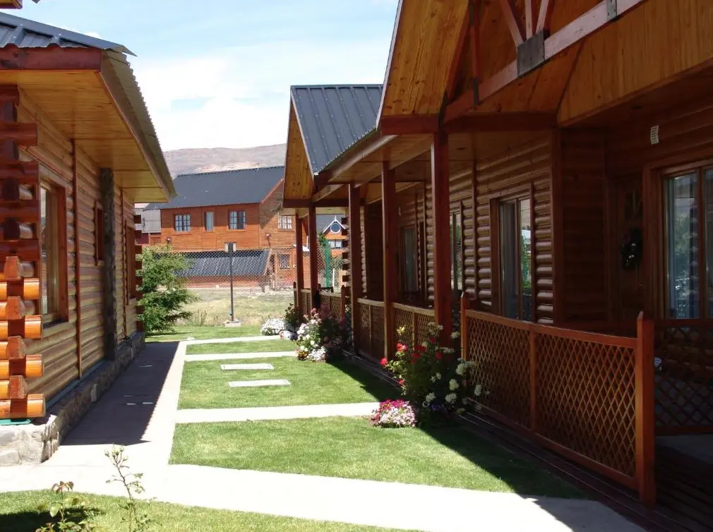 Cabañas Del Nené pasillo entre cabañas