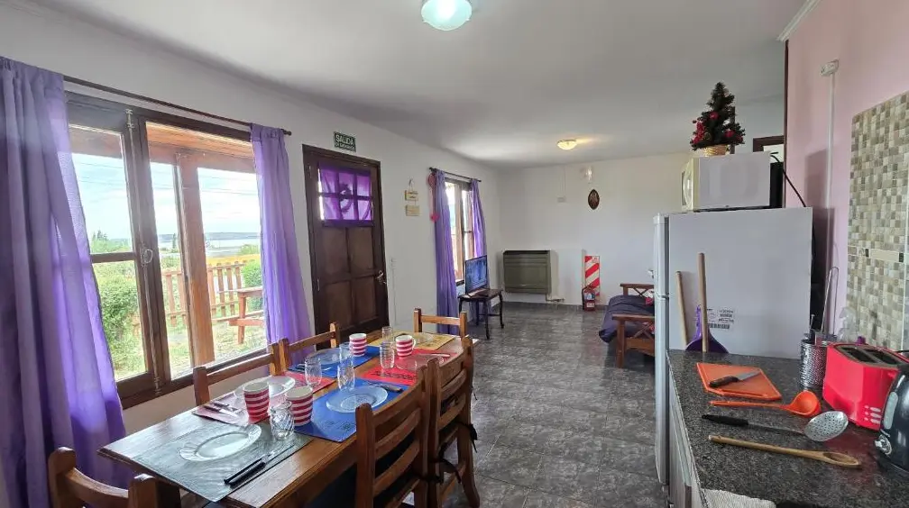 Cabañas El Amanecer cocina completa