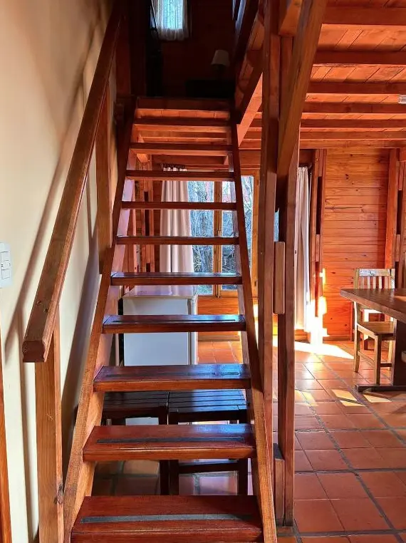 Cabañas Nevis escaleras