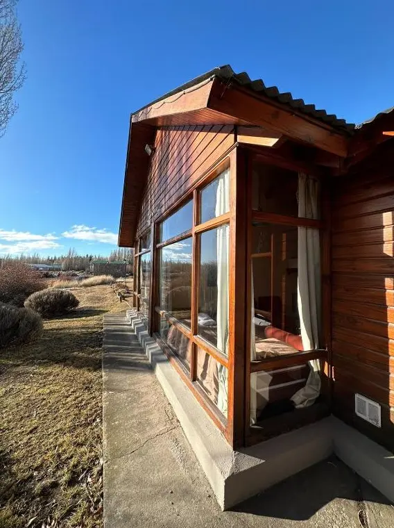 Cabañas Nevis ventanas por fuera