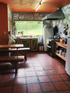 Hostel Periko's Youth cocina completa