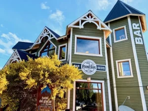 Hotel Del Glaciar Libertador por fuera