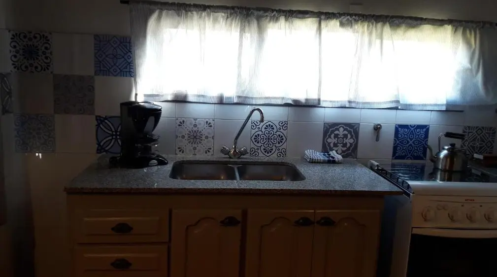 Cabañas Cerros del Sol mesada