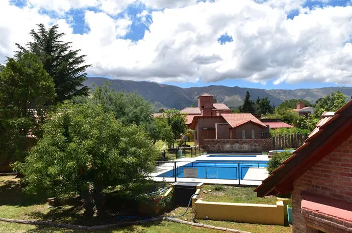 Cabañas Cinco Soles pileta