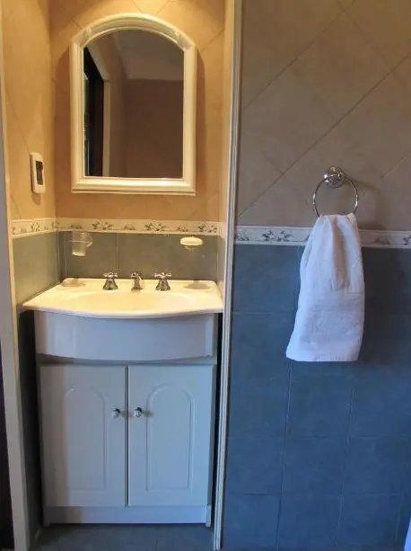 Cabañas Maitén antebaño