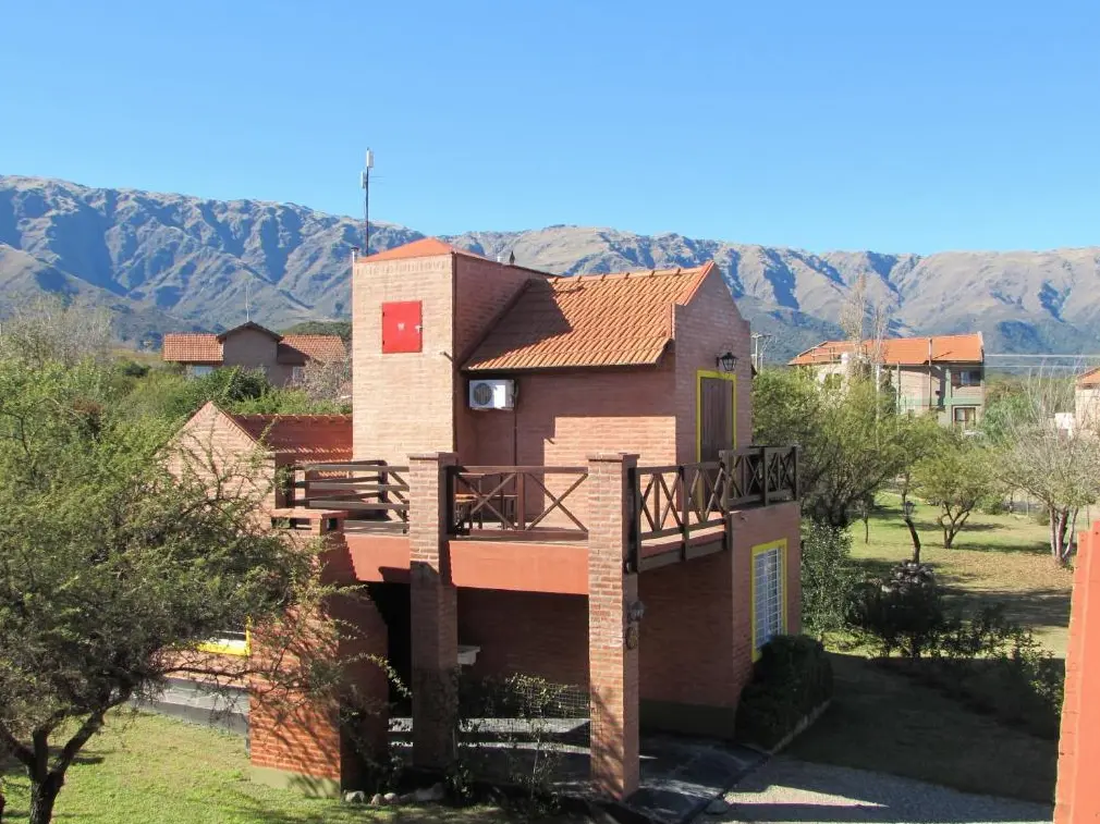 Cabañas Maitén por fuera