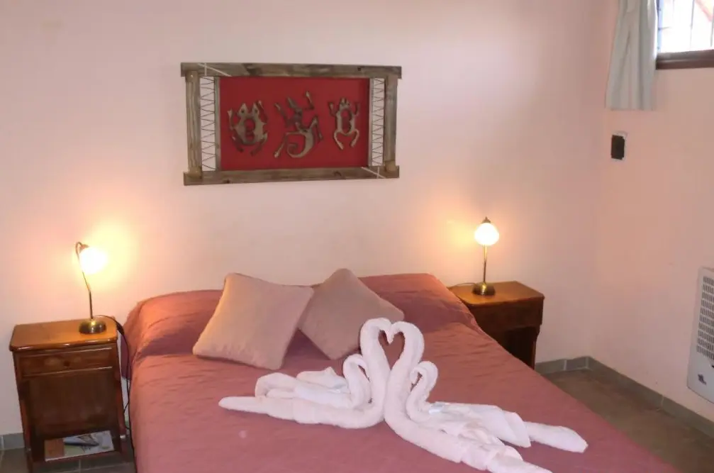 Cabañas Mi Viejo Vicente cama doble con toallas