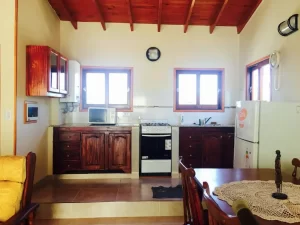 Departamentos Mi Refugio cocina completa