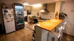 Hostel Casa Amonite cocina completa