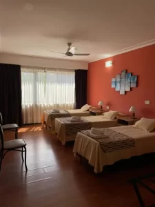 Hotel Algarrobo camas individuales