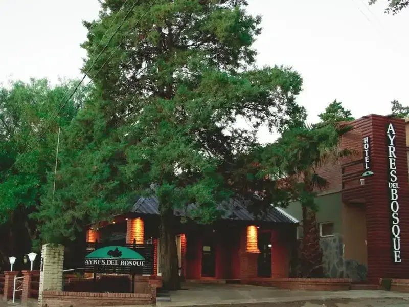 Hotel Ayres del Bosque