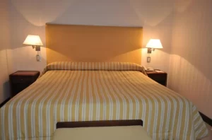 Hotel Hermitage cama doble grande