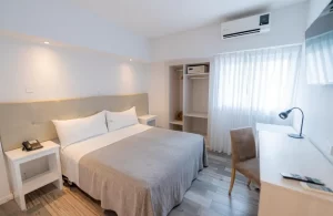 Hotel Sennac cama doble