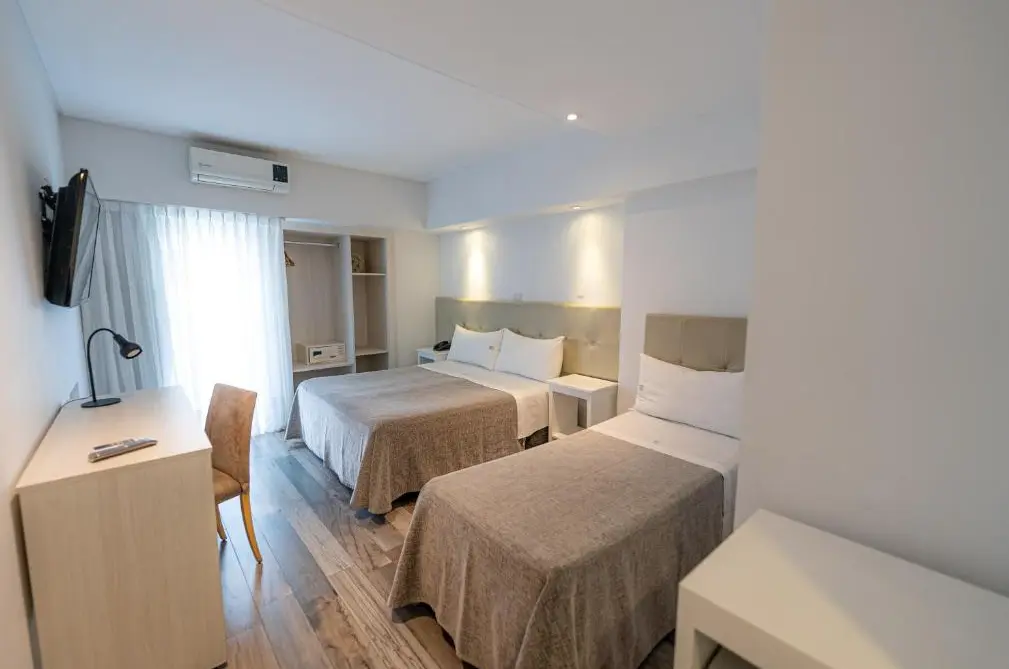 Hotel Sennac cama doble y cama individual