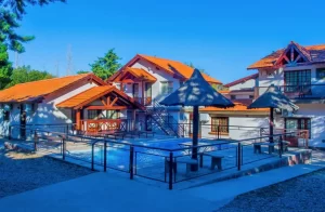 Hotel Villa Sol quincho de la pileta