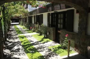 Aparthotel Rose Garden camino