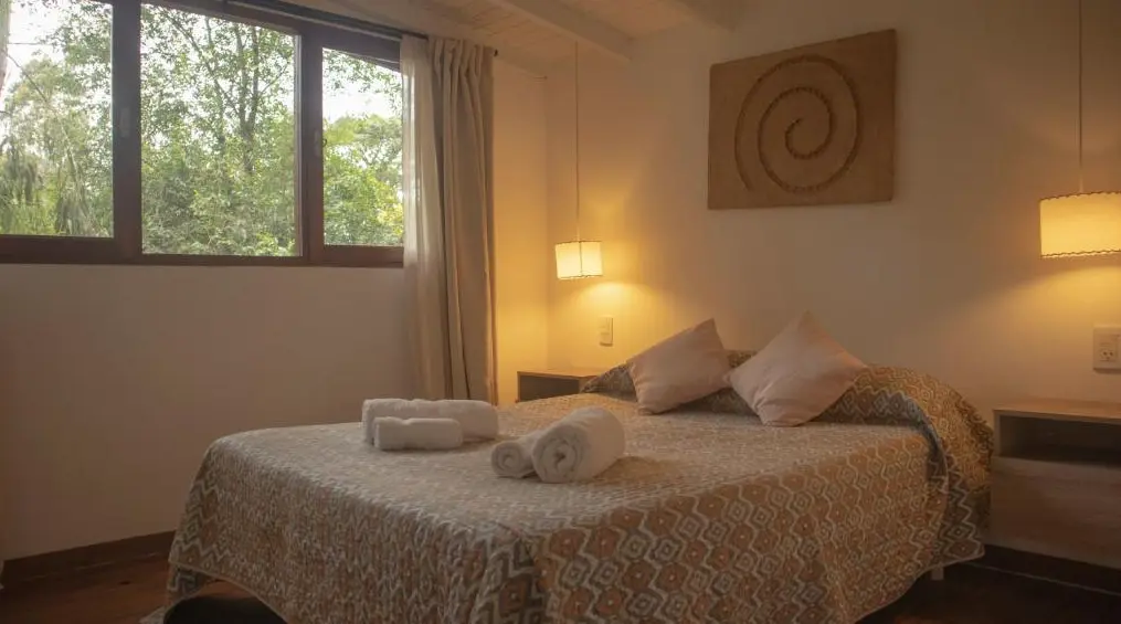 Cabañas Aire Fresco cama doble con toallas