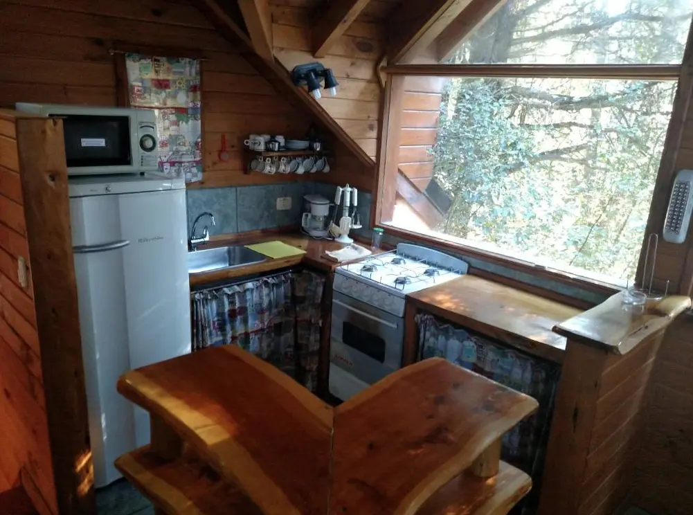 Cabañas Calen-Hue cocina completa