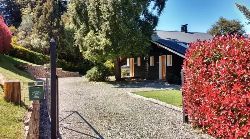 Cabañas Carelmapu camino de entrada