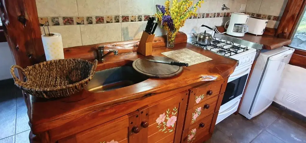 Cabañas Laderas del Campanario cocina completa