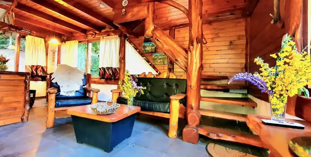 Cabañas Laderas del Campanario sala de estar