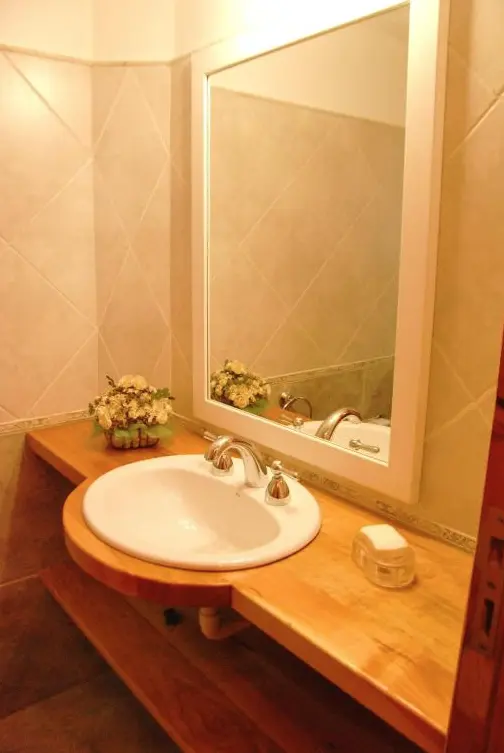 Cabañas Maniu espejo del baño