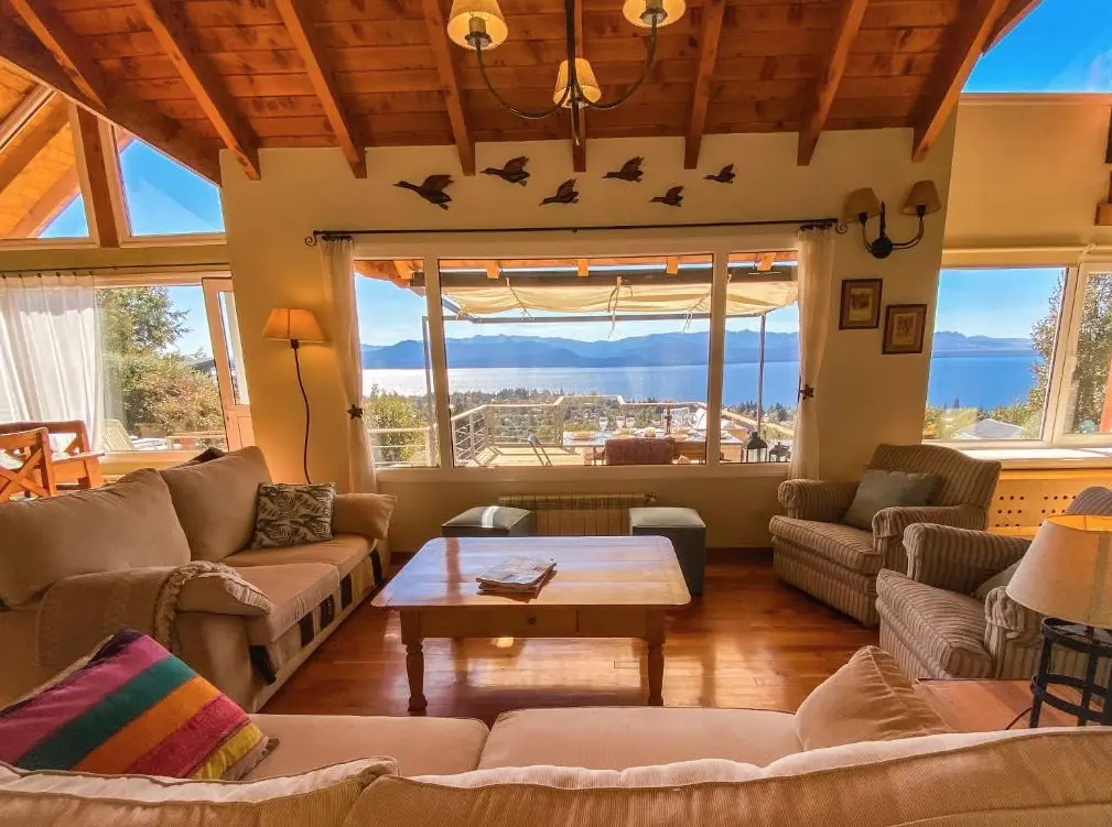 Cabañas Ventanas al Lago sala de estar