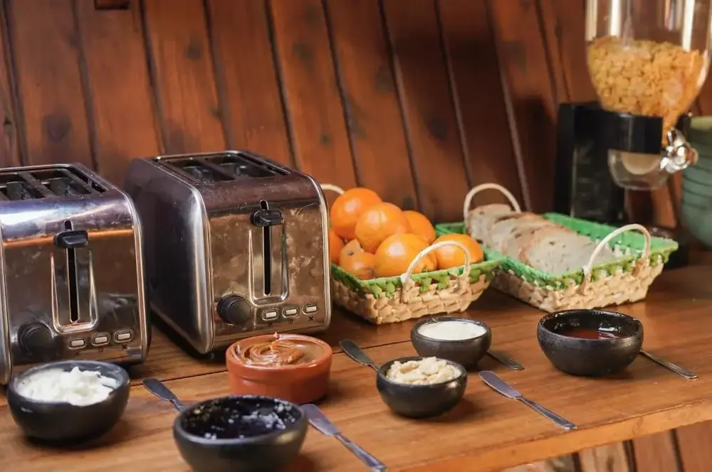 Hostel Alaska Patagonia desayuno