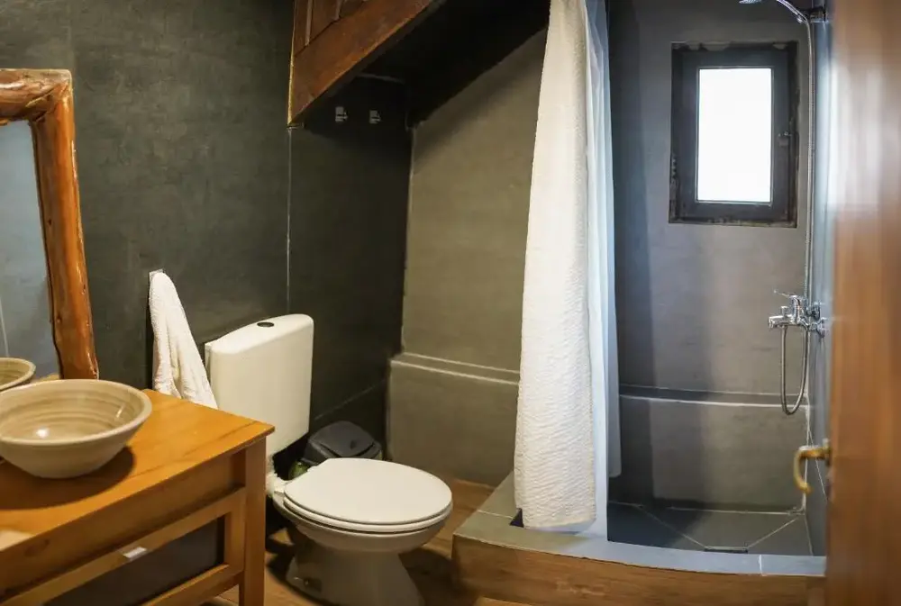 Hostel Alaska Patagonia inodoro