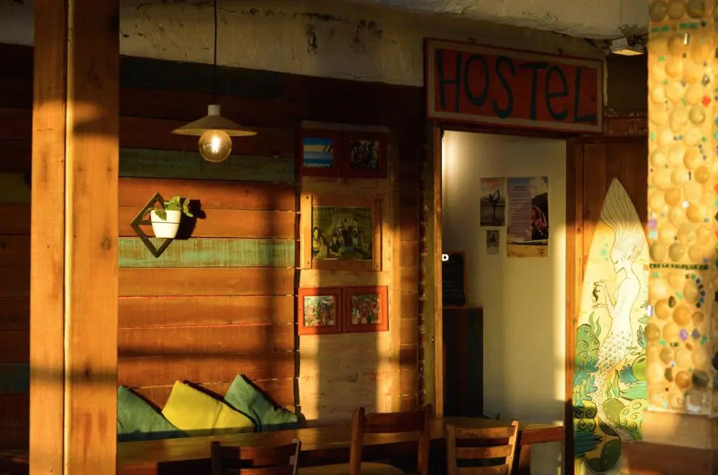 Hostel Playa Pura Vida por fuera