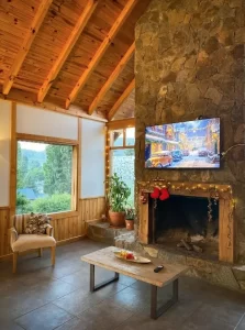 Hostería Bärenhaus chimenea
