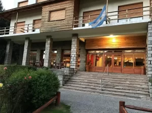 Hotel Alún Nehuén entrada