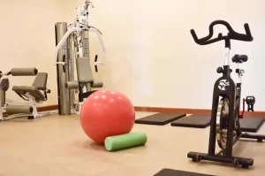 Hotel Huinid Pioneros gimnasio