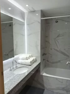 Hotel Neptuno bacha del baño