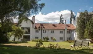 Hotel Tres Reyes jardín