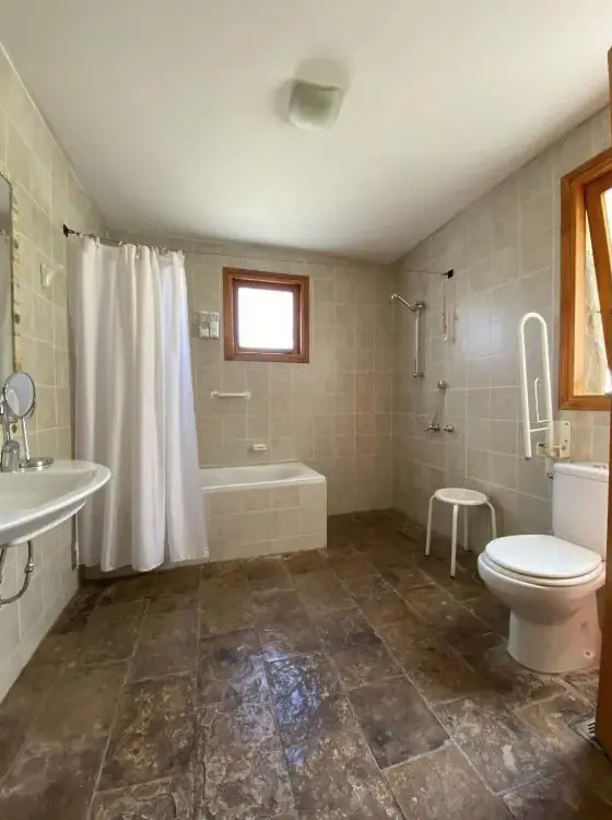 Aparthotel Das Rosenhaus baño completo