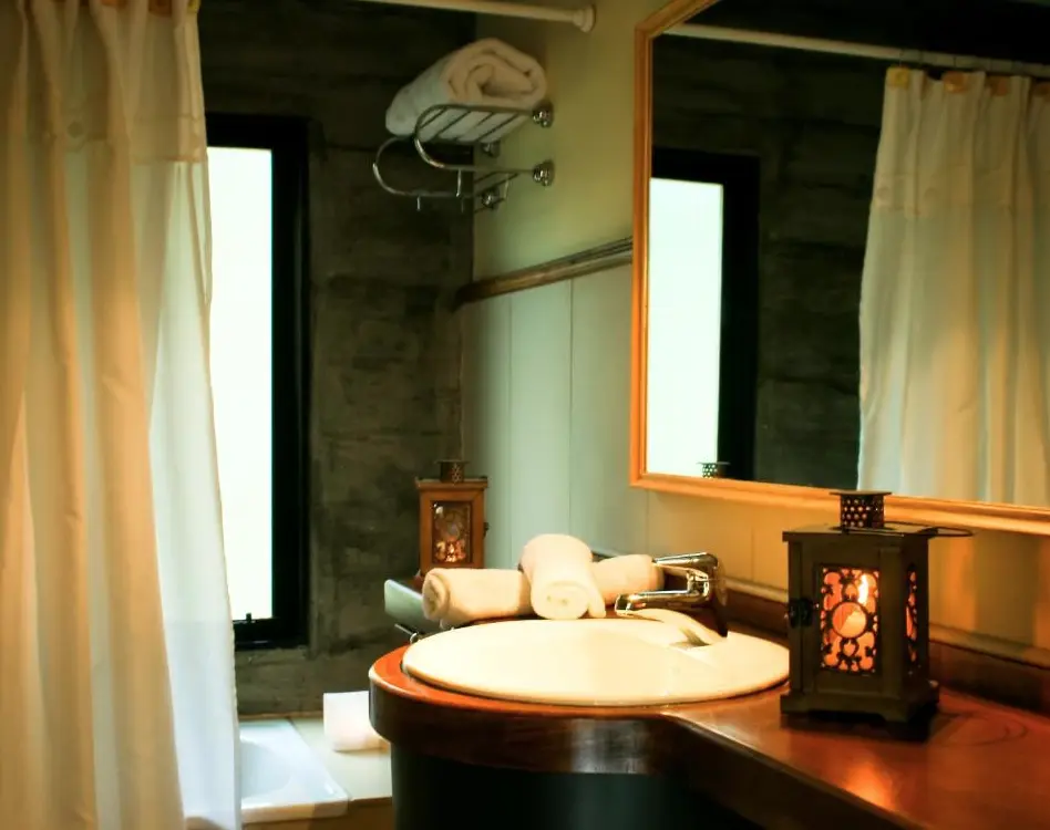 Cabañas Altos del Alma espejo del baño