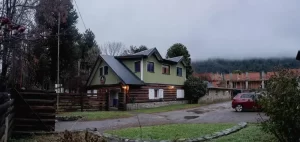 Hostel Alhue Patagonia por fuera