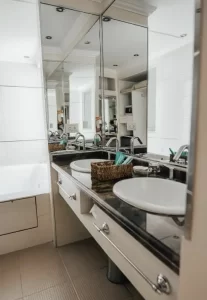 Hotel Argentino espejo del baño
