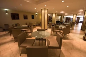 Hotel Dorá mesas para comer